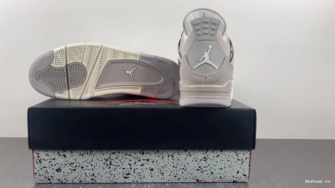   Frozen Moments AQ9129-001 4 Jordan Retro 0123